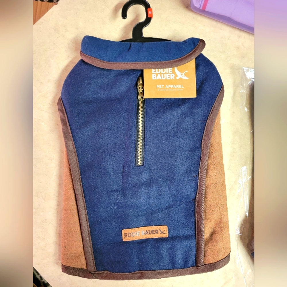 Eddie Bauer size med lined dog coat